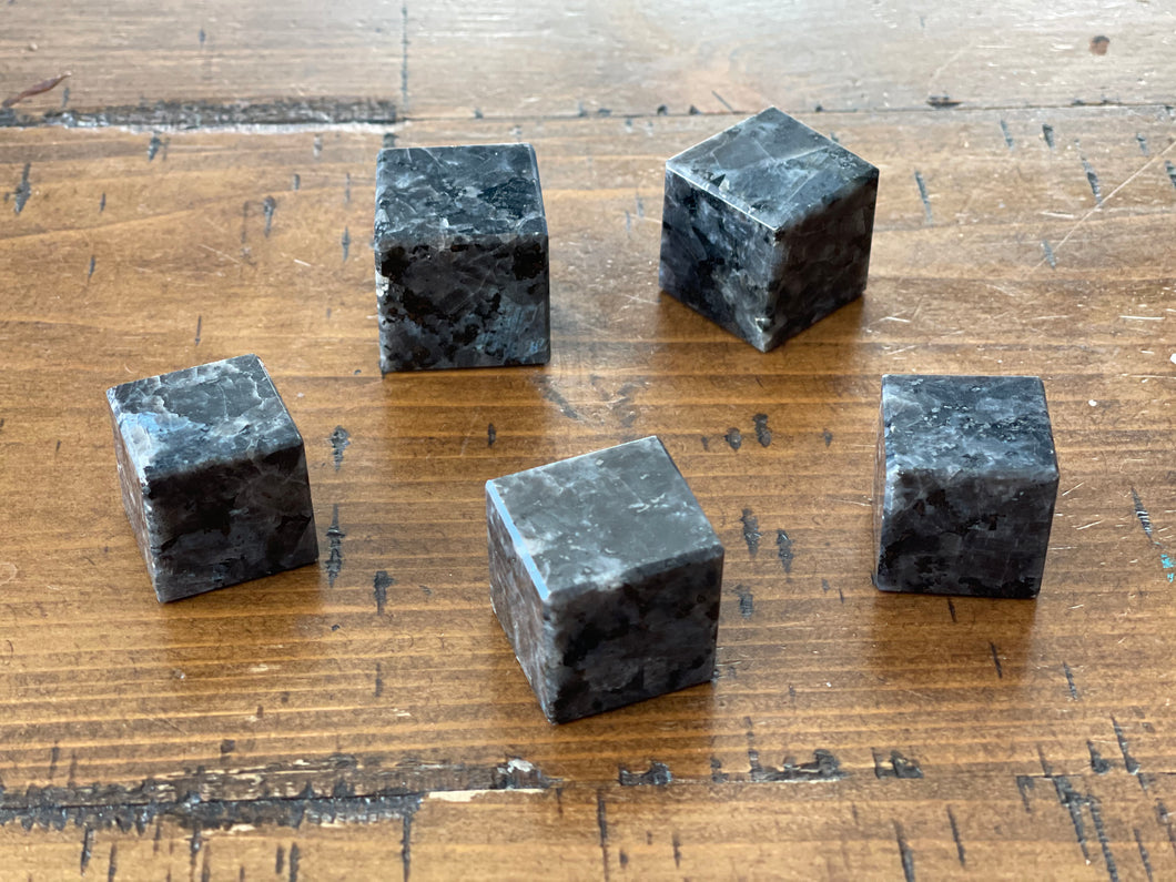 Larvikite Cubes